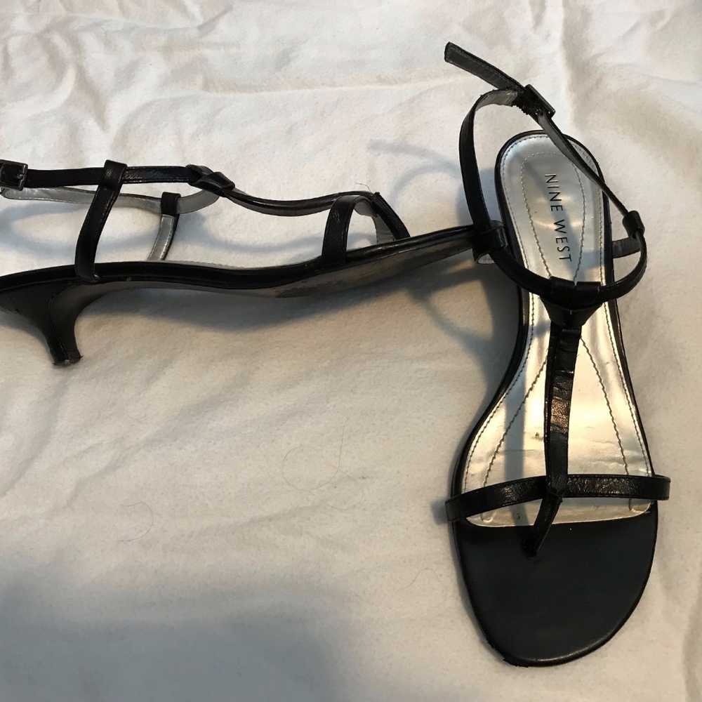 Navy T-strap with kitten heel